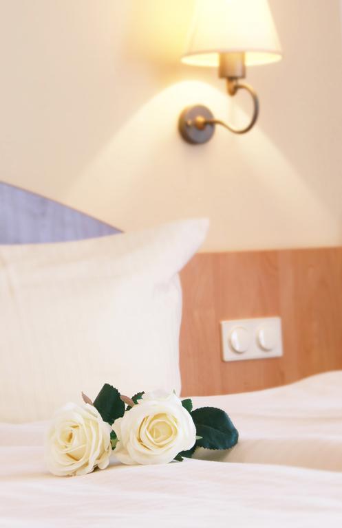 Hotel Gasthof Krone Zusmarshausen Zewnętrze zdjęcie