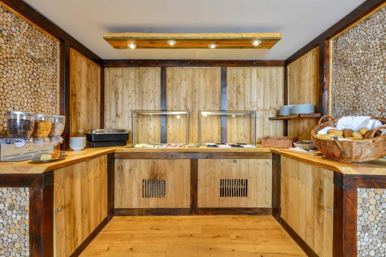 Hotel Gasthof Krone Zusmarshausen Zewnętrze zdjęcie